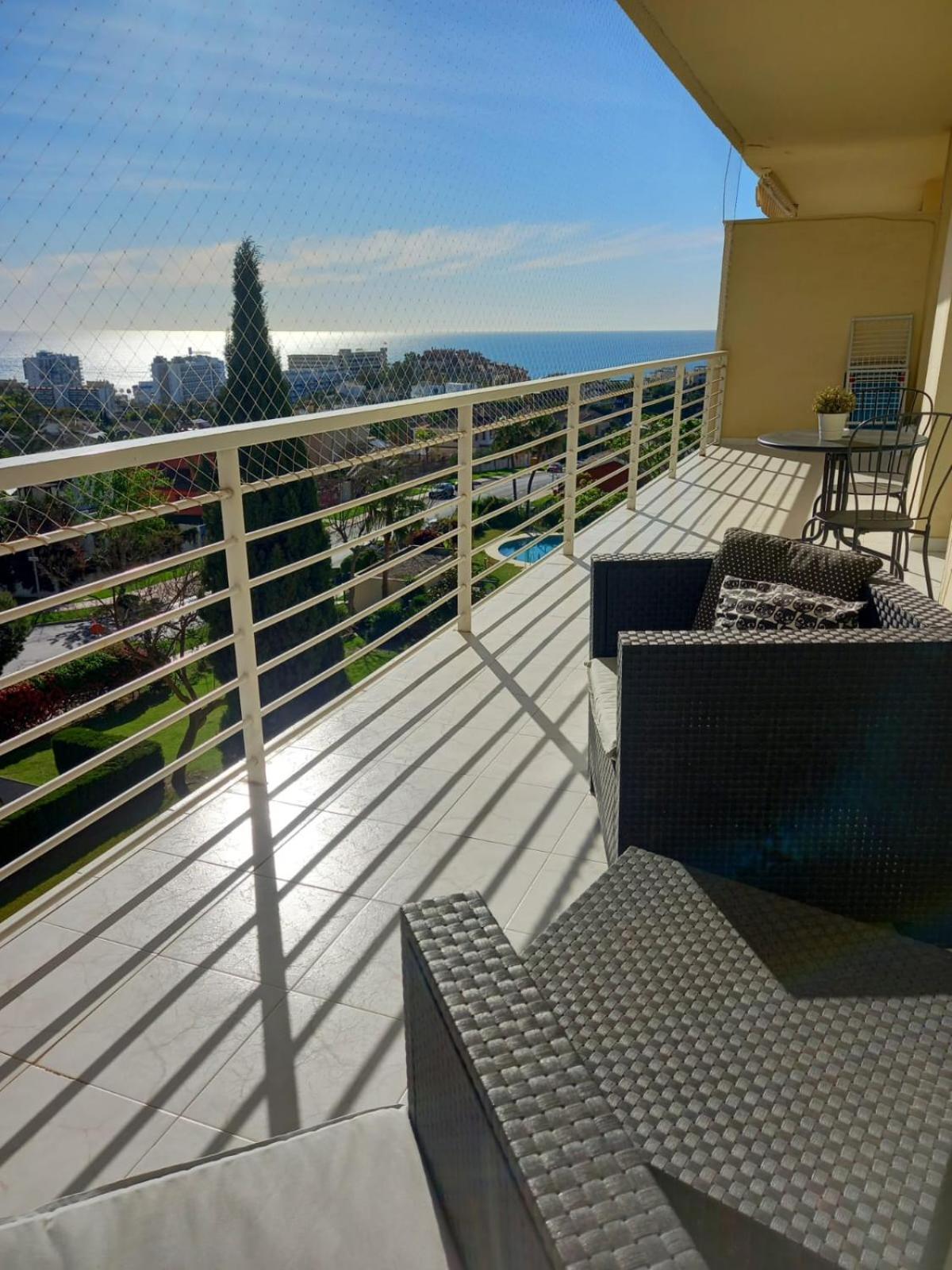 Amplio, Luminoso Y Moderno Apartamento Con Amplia Terraza Y Hermosas Vistas En Exclusiva Urbanizacion بينالماذينا المظهر الخارجي الصورة